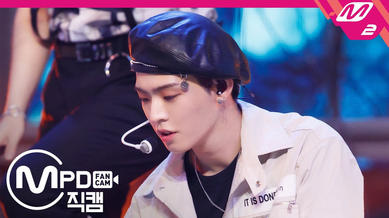 ヒョジン「스쿰빗스위밍(Sukhumvit Swimming)」公式Fancamのサムネイル