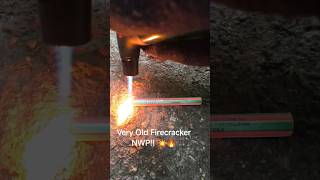 Oldschool Firecracker NWP 2XBang!! 💥🔥 #böller #fireworks #pyro #vuurwerk #diwali #petarda #fire #hot