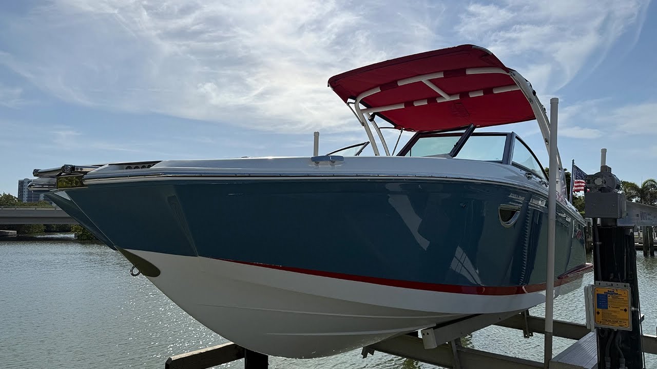 2021 Cobalt 25SC |  NAPLES BOAT MART