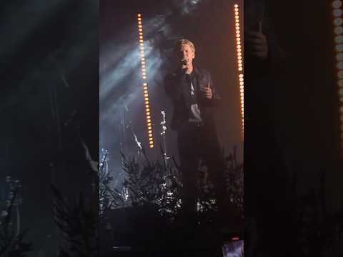 Adomas Vyšniauskas dainuoja gyvai   #shorts #viral #trending #vysnia #adomas #vysniauskas #plaukiu
