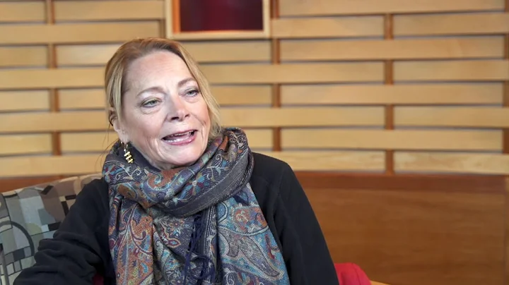 Ellie Burnett - Interview