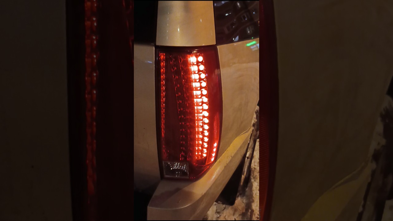 Фонари Escalade GMT900