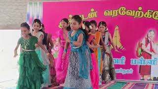 dance in school 😇☺☺