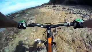 9:ZERO:7 Fat Bike over Beach Rocks