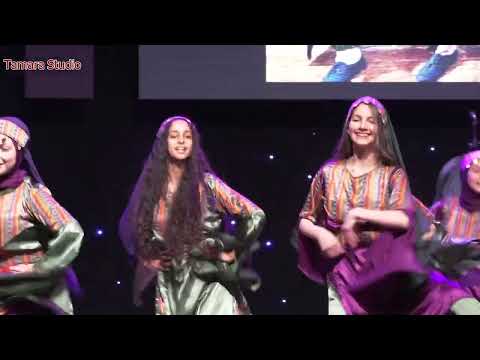 دبكة نزلت تتنقل مدرسة الحياة الثانوية حفل تخرج 2022 2023