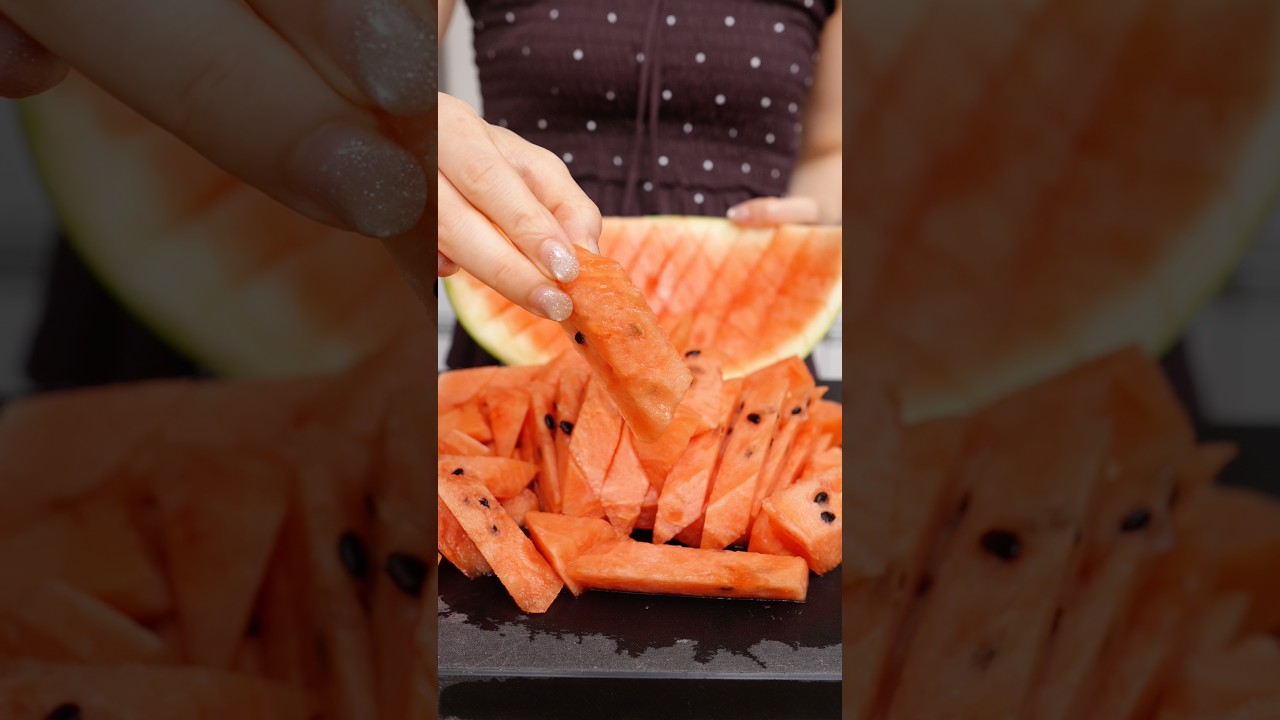 海外でバズってたスイカの簡単な切り方🍉