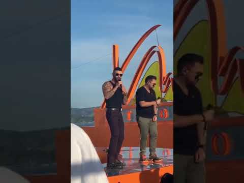 Gusttavo Lima E Xand Avião Como é Que Faz Algo Mais Produção Dj Ivis Gusttavo Lima E Xand Avião Como é Que Faz Algo Mais Produção Dj Ivis