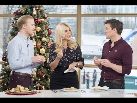 Mince pie etiquette - ITV This Morning  @WilliamHansonEtiquette