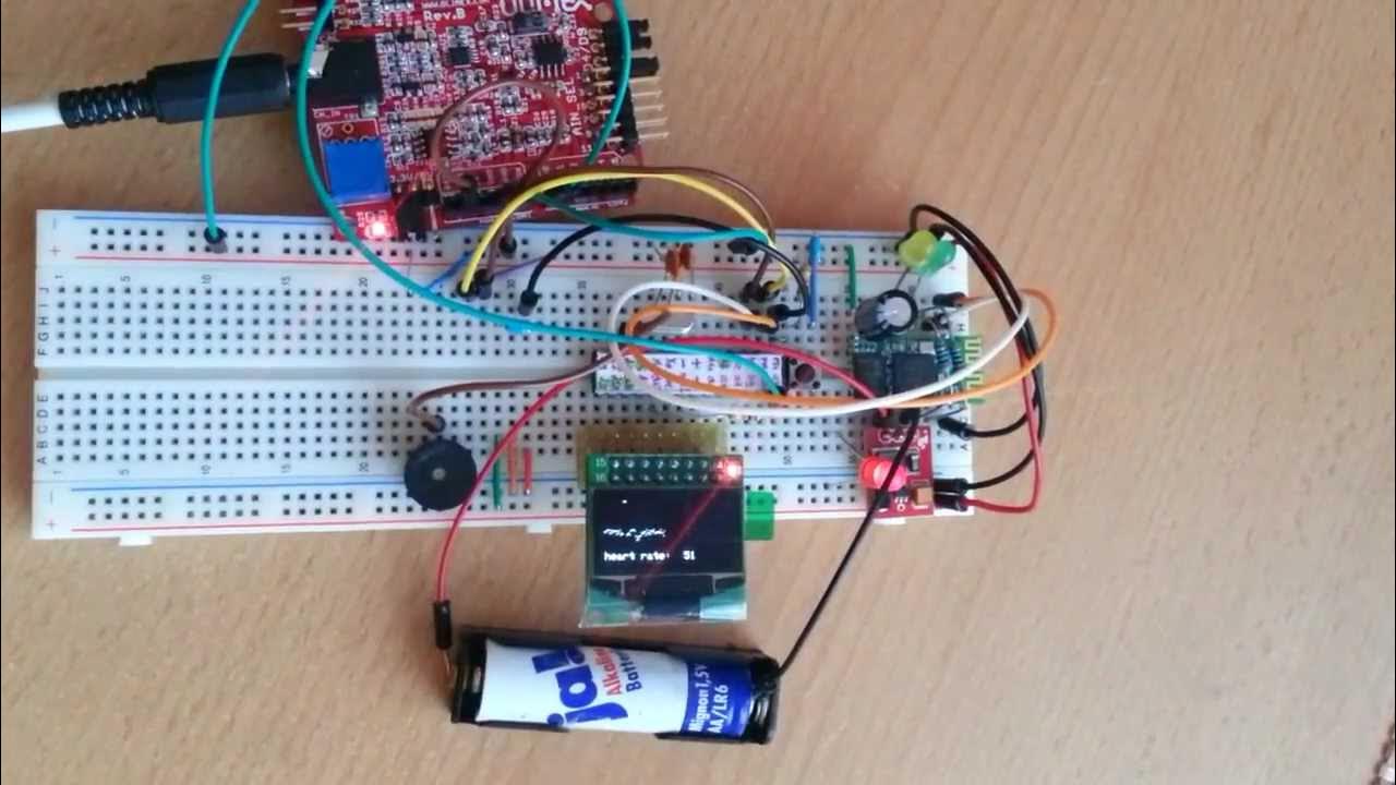 Arduino ECG Monitor running from a single cell Vid 2 - YouTube