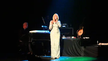 Olivia Newton-John - Over the Rainbow - Teatro Municipal - Rio de Janeiro - 01/03/2016