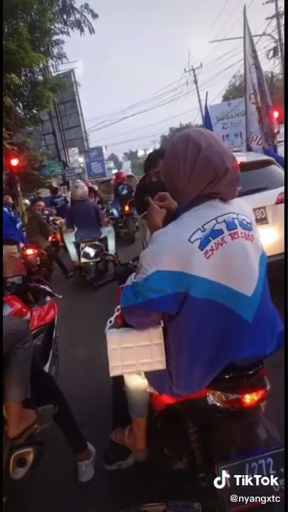 Konvoi XTC SUBANG RAYA dalam acara bagi bagi takjil 01 mei 2021 subang sexy road