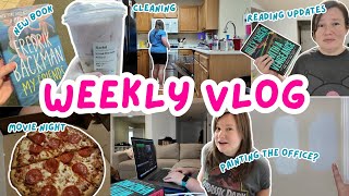 Weekly Vlog: Barnes & Noble Trip, Mental Health Chat, New Planner Setup & Cozy Reading Days