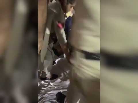 देखिए,किस तरह प्रियंका गांधी जी को जबरन हिरासत मे लिया गया यह तस्वीर और यह व्यवहार भुलाया नहीं जाएगा