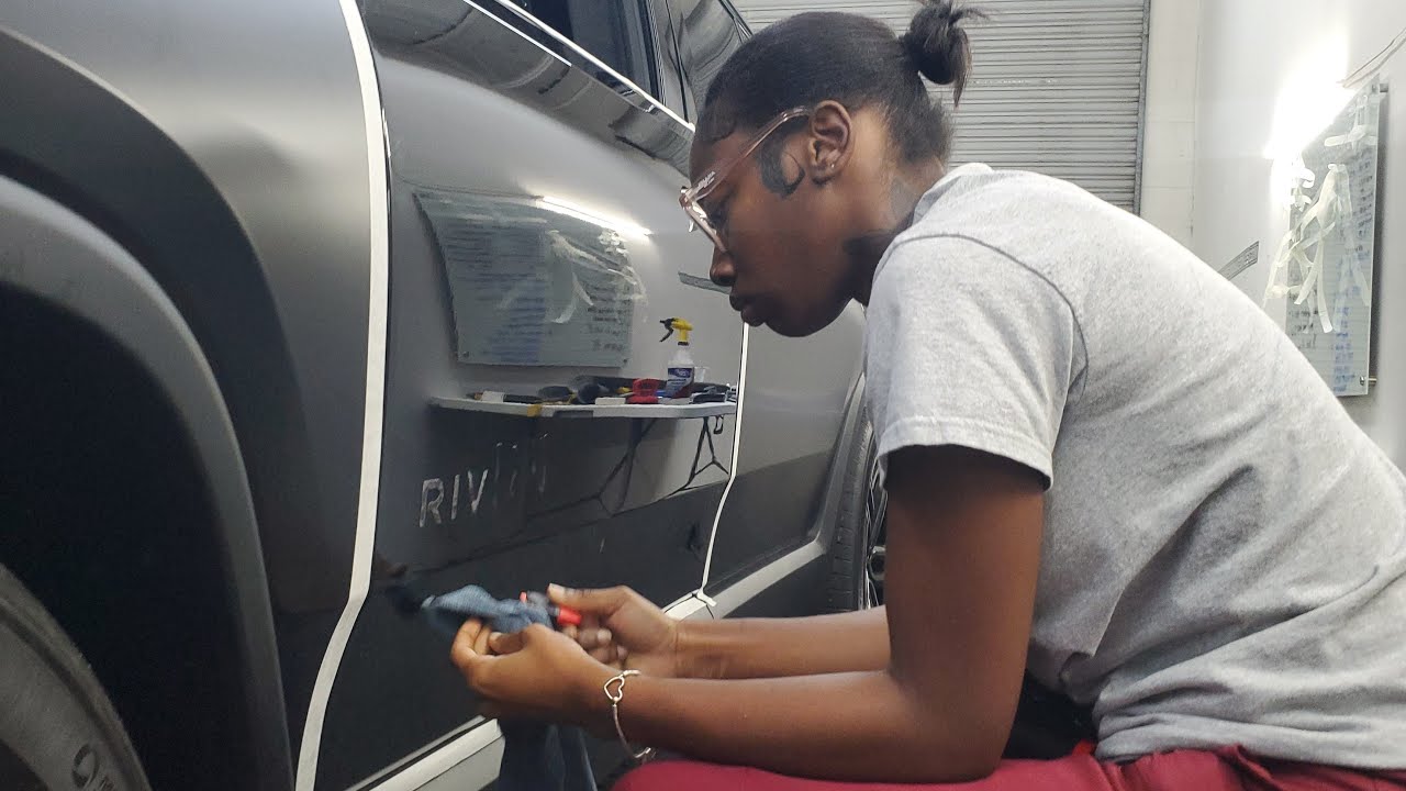 Can Beginners Wrap A CAR Without Mistakes