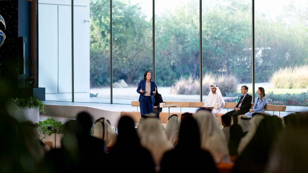 عقلية التعلم: فتح آفاق الابتكار للمستقبل | A Learning Mindset: Curiosity and Innovation for Tomorrow