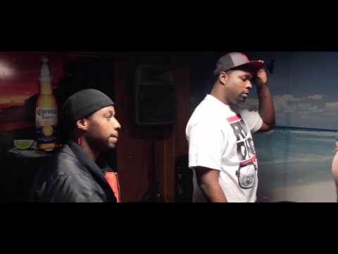 Skizz Bronco vs Elleo