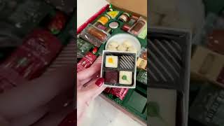 Don’t give another knick knack gift!!🎄#ad has been a trusted name in gifting and gourmet food for