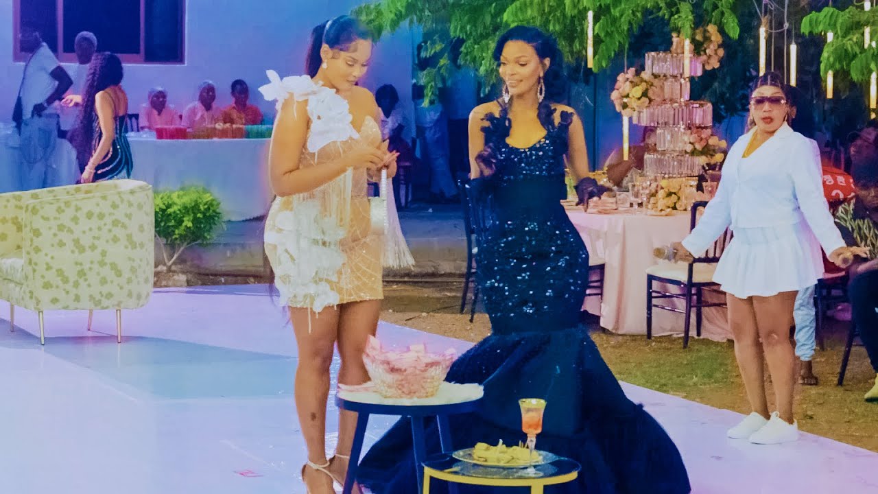 Ushoga wa Hamisa Mobeto na Wema Sepetu kwenye Birthday ya Wema jana usiku