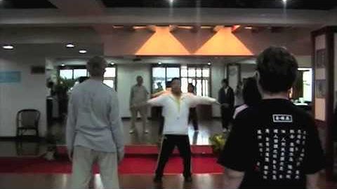 Yang Family Tai Chi 13 Posture Warm Up Qi Gong Exercises with James Fu Qing Quan