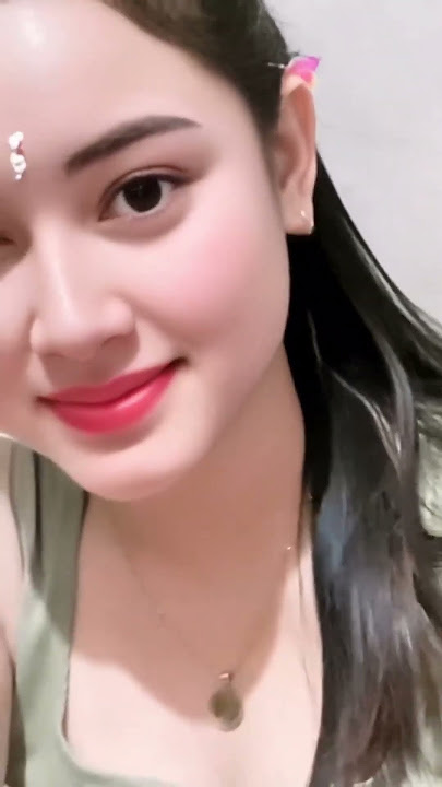 cewek cantik bikini hijau putih mulus