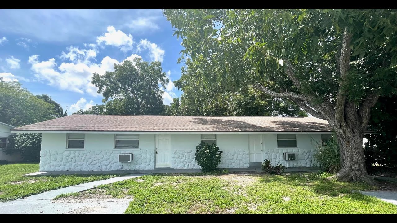 Duplexes for Rent in Palmetto 3BR/1BA by Relax Realty Group, Inc