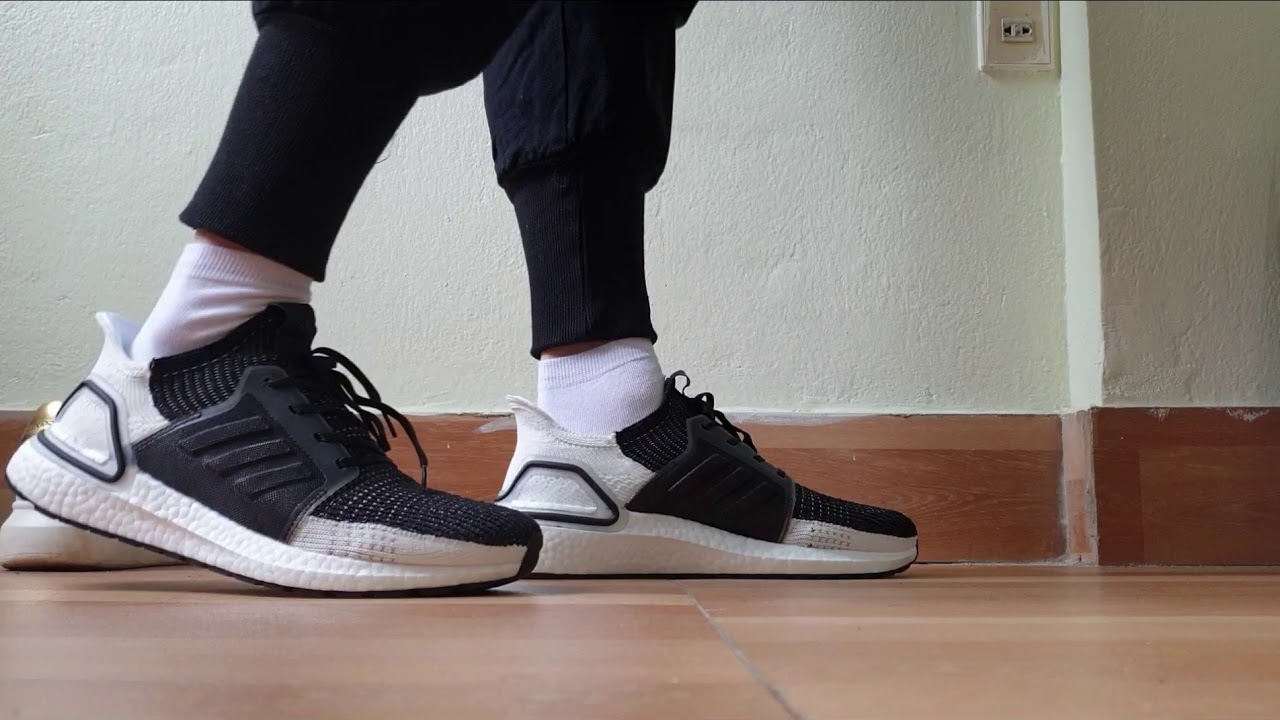 ultraboost 19 black white