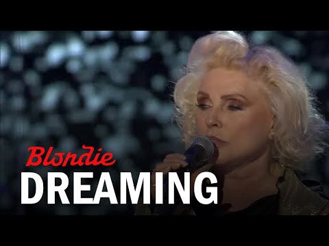 DREAMING BLONDIE Live