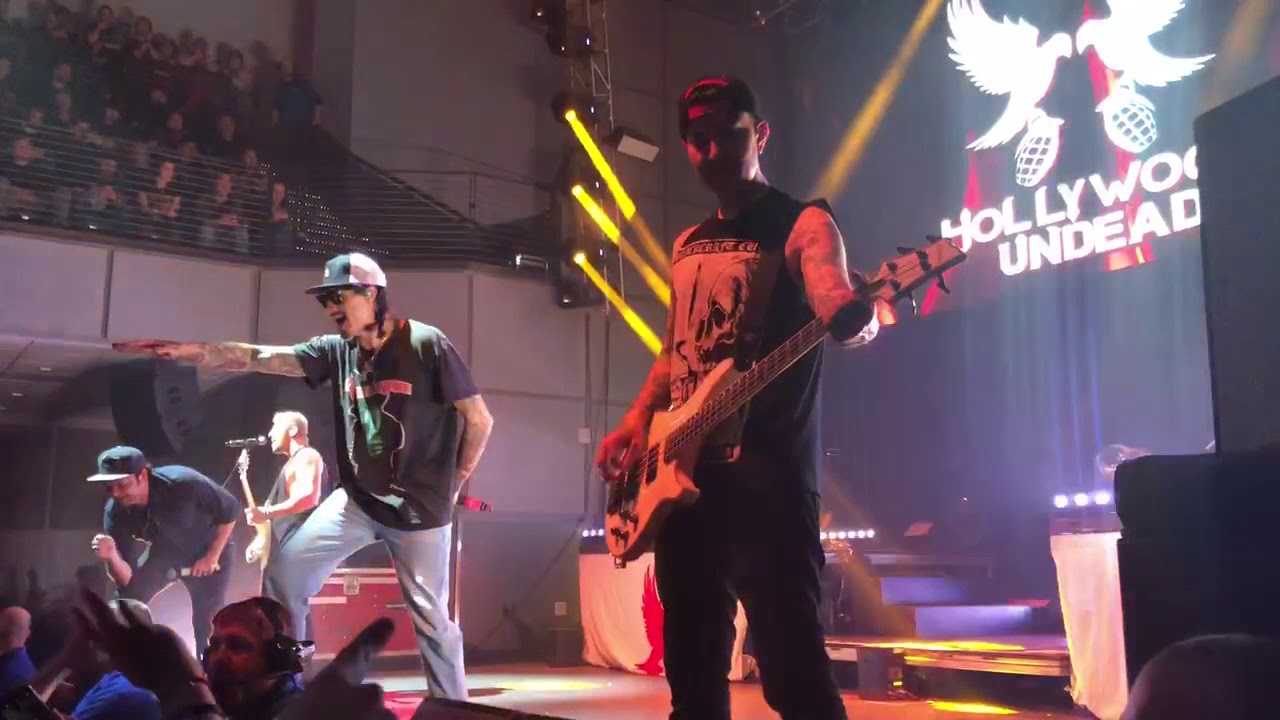 Hollywood Undead Another Way Out LIVE Aura Portland Maine 18