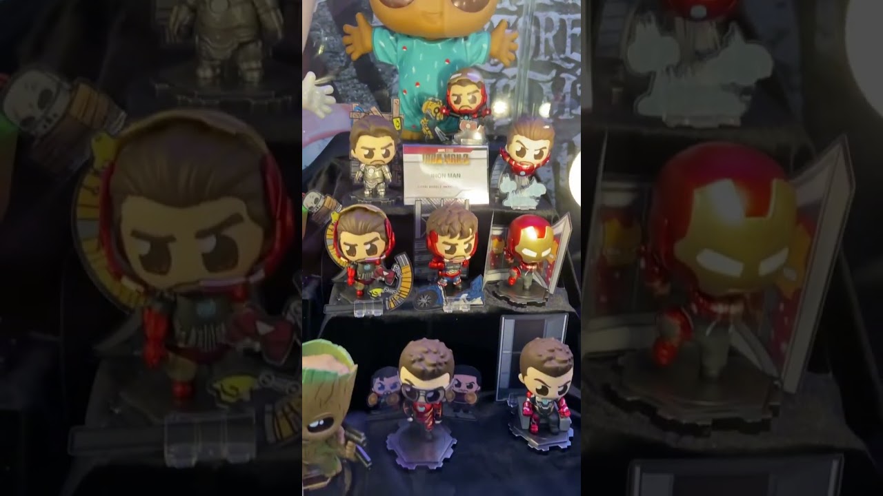 Hot Toys Collectibles Display at Funtastik Fall Con 