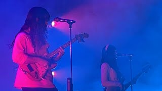 Khruangbin Live