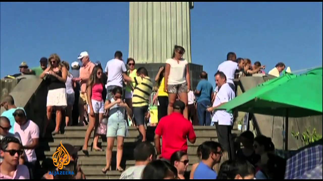 بدأت أعمال ترميم تمثال البرازيل الشهير