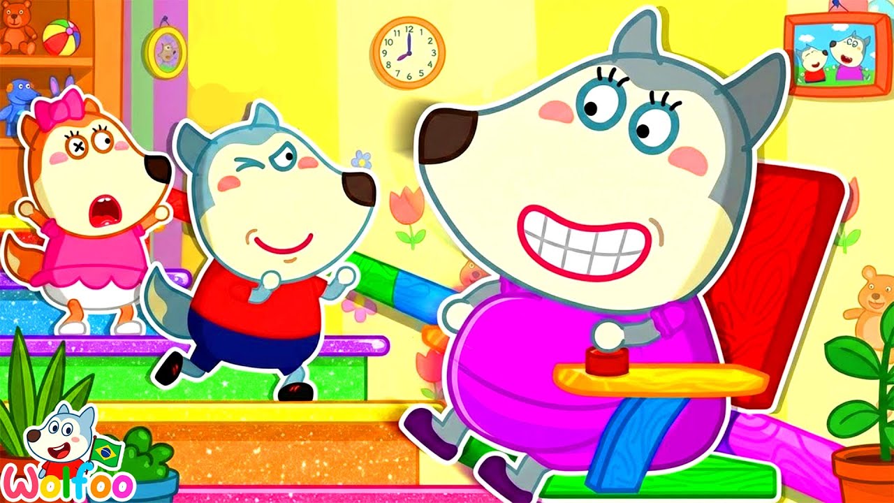 Lucy Ajuda Mamãe Grávida 🤰 Elevador Caseiro de Emergência 👀 Wolfoo Desafio Divertido