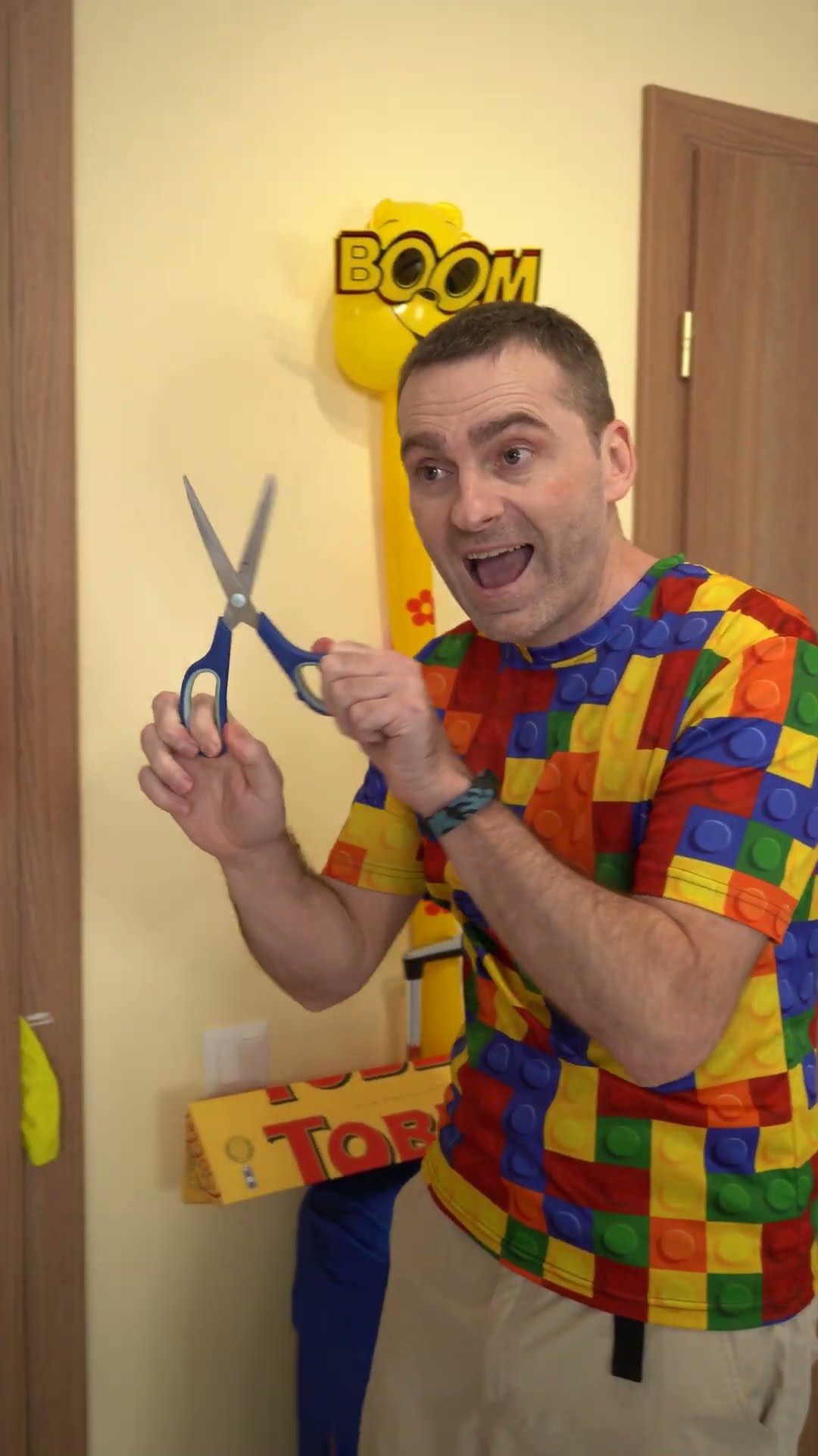 He cut off a piece of the T-shirt, thinking it was just an extra piece of fabric.