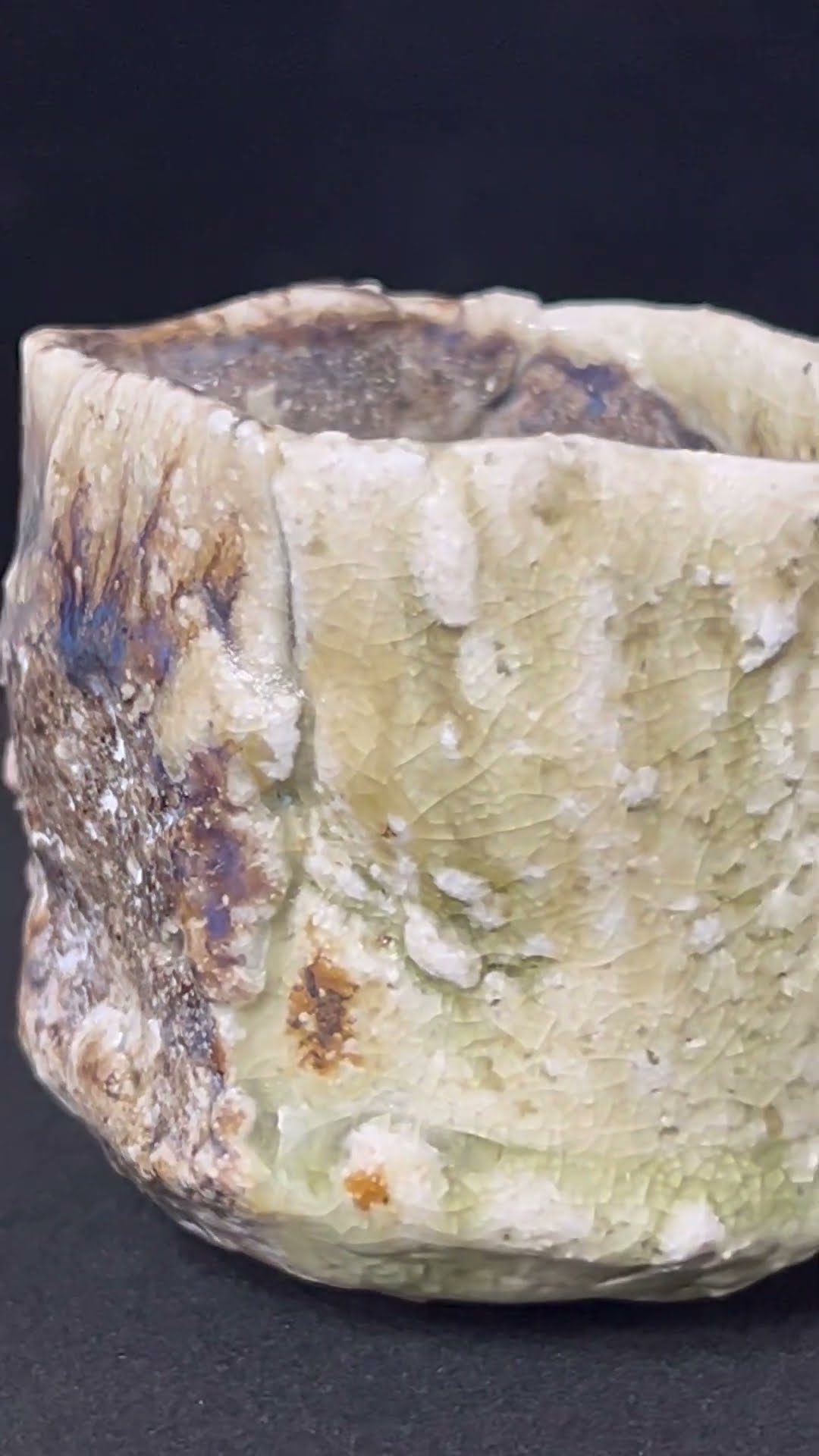 松本伴宏/釉化信楽ぐい呑 89 Yu-ka Shigaraki Guinomi by Tomohiro