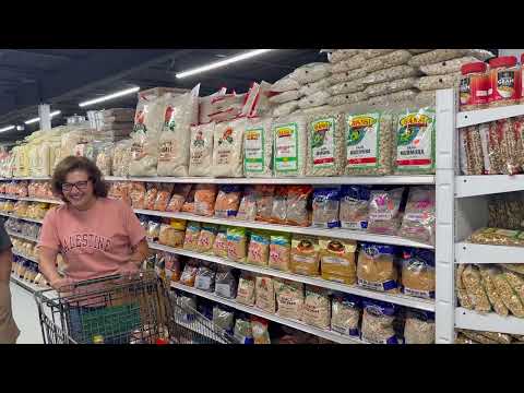Visiting APNA BAZAR Jacksonville good deal good prices it is a largest Store in Jacksonville FL