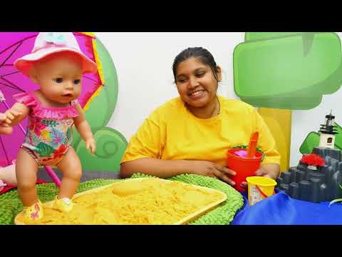 The baby doll is dirty. Pretend to play cooking toy food & feeding baby dolls. Videos for kids.
