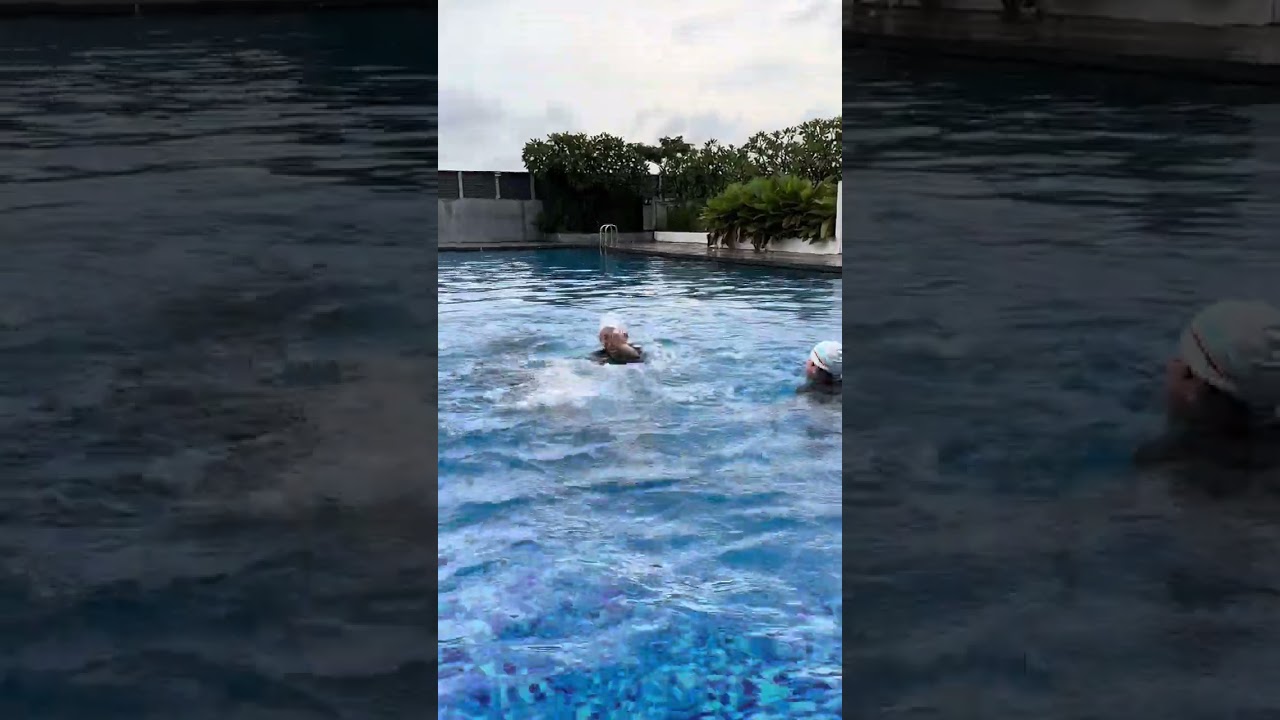 2 Signs to know if someone is DROWNING