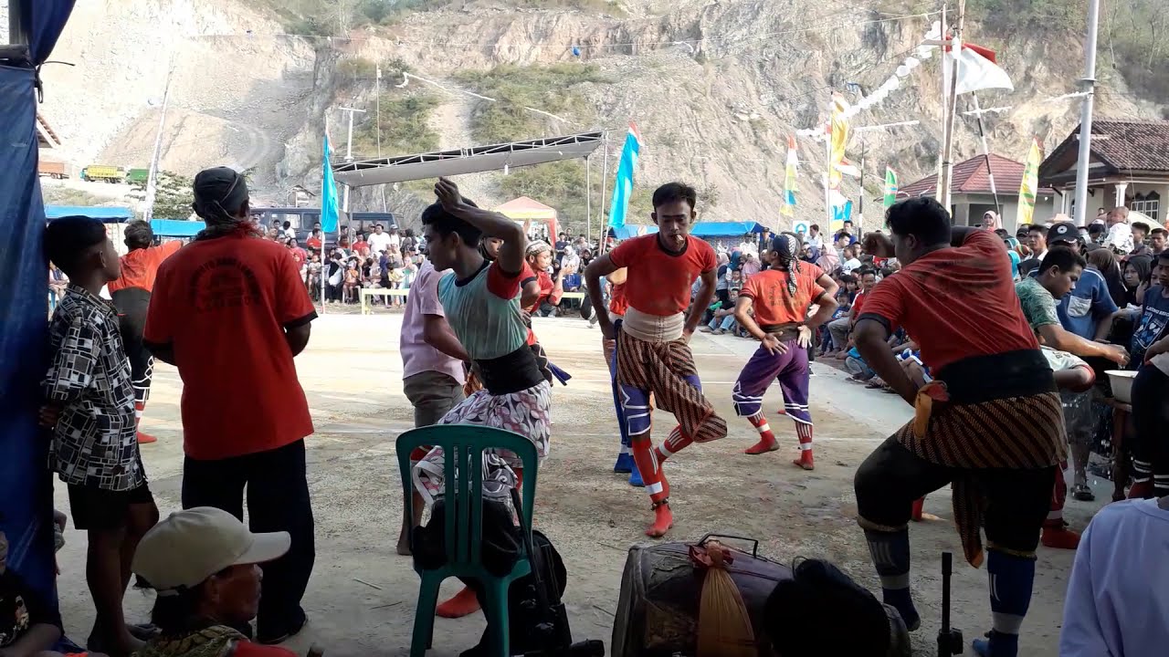 Seni Budaya Kuda Lumping BAYER CLUB Pajaresuk-Pringsewu 👉 PART 1