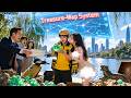 Delivery Guy Find TreasureMap System&mdash;River Stone Turn out Imperial Green Jade,Be Billionaire!