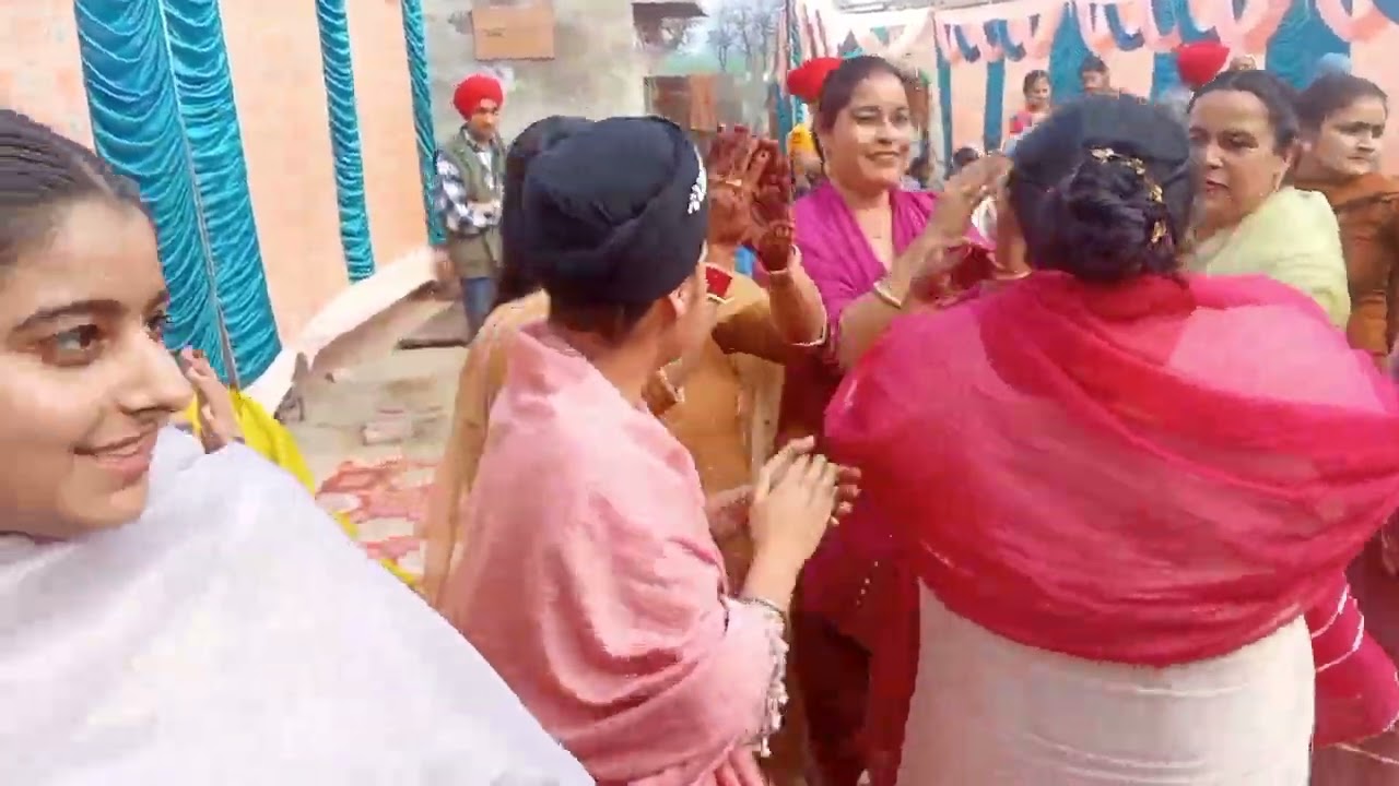 ਪਾਪਾ ਜੀ ਦੇ ਪੁਰਾਣਾ ਪਿੰਡ ਚੇ ਵਿਆਹ  papa ji de purane pind ch viah