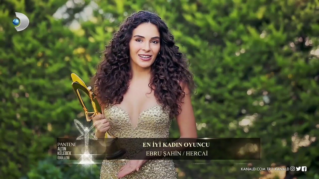 Ebru Şahin y Akin Akınözü (Reyyan y Miran) - Nena