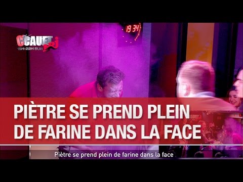 Piètre se prend plein de farine dans la face - C’Cauet sur NRJ