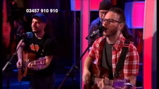 Video-Miniaturansicht von „Turin Brakes play for Dancing Dermot O'Leary (BBC Red Nose Day 2015)“