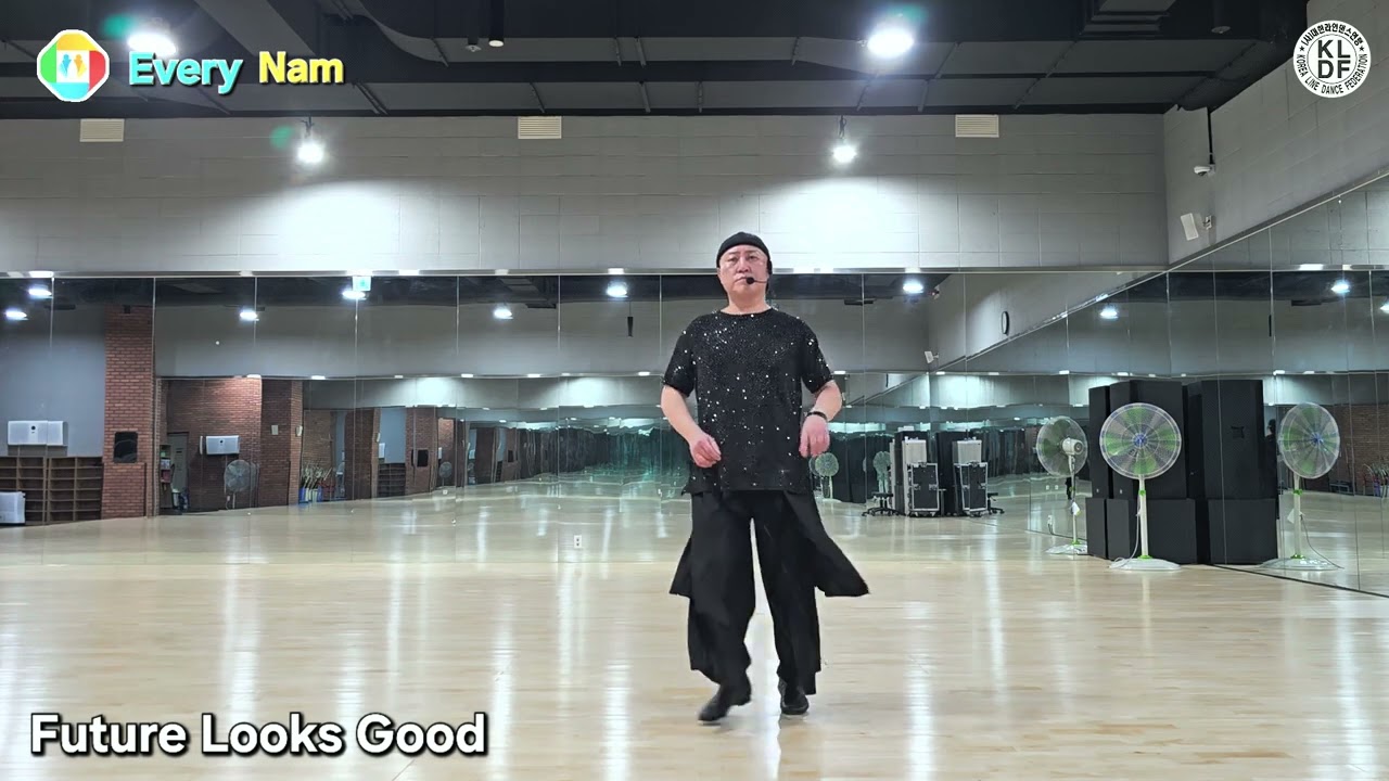 Future Looks Good - Line Dance(쉬운중급)Easy Intermediate