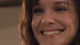 Sarah Wayne Callies visita Airmen no Japão