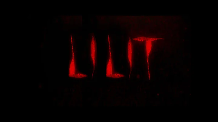 LILY SANTOS - A Coisa (2017)