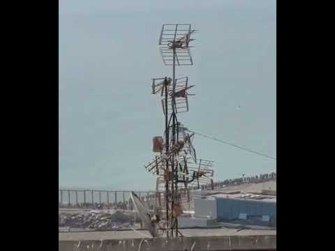 Video Crisi migratoria a Ceuta ??, lItalia sospende ufficialmente Schengen con la Spagna.