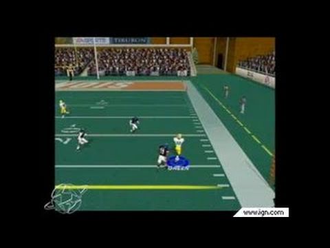 Madden NFL 2003 GameCube Gameplay - Favre hits his man