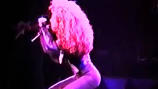 Cher – Bye Bye Baby (Mary wells Cover, Live, 1992, Love Hurts Tour)