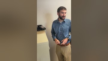 27 year old trying to use a rotary phone in 2022